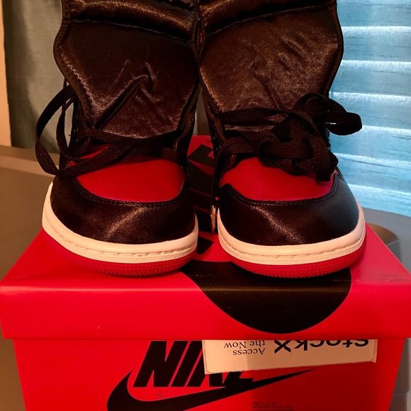 Womens Satin Bred Air Jordan 1 Retro Hi OG - Picture 5 of 7